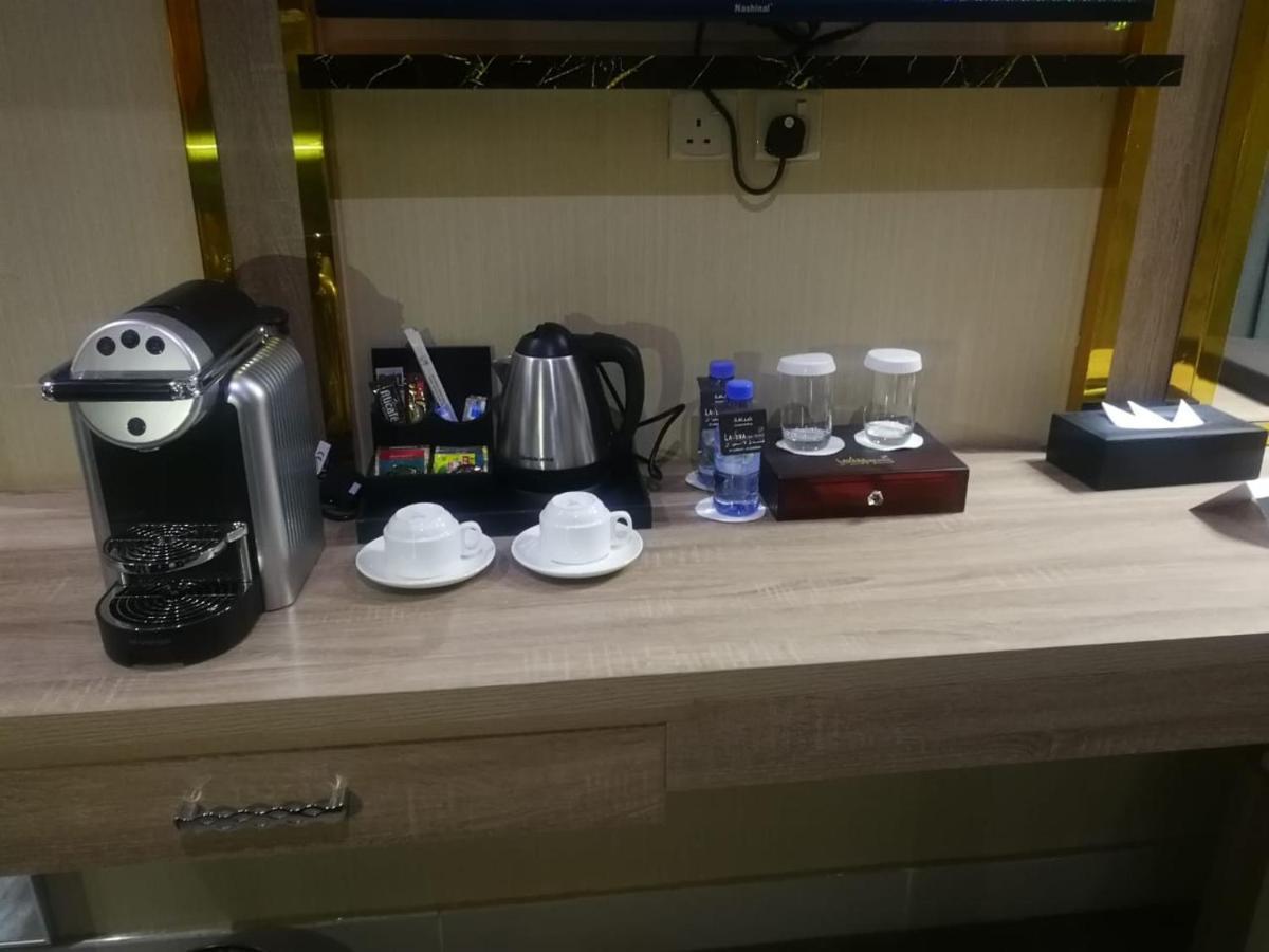 فندق لافيرا ان Lavera Inn Hotel Rijád Kültér fotó